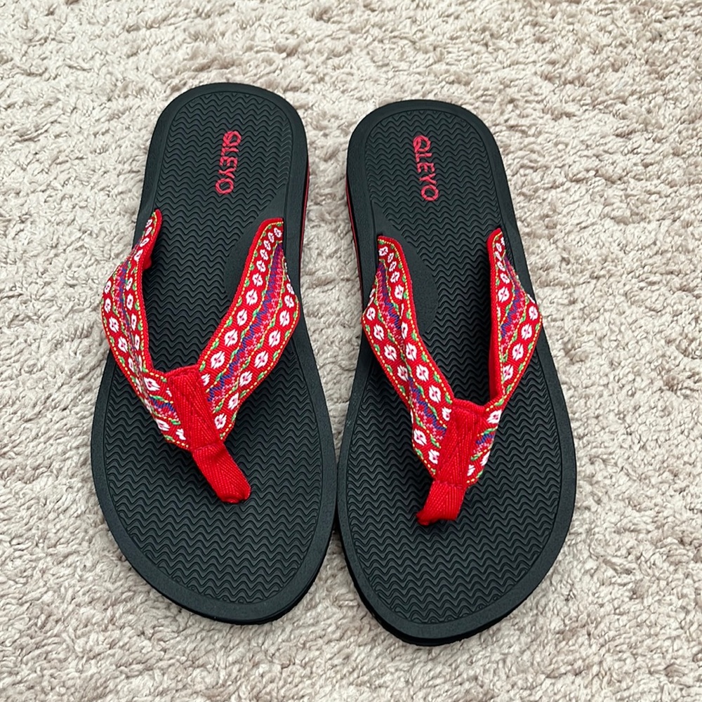Brand new flip flops